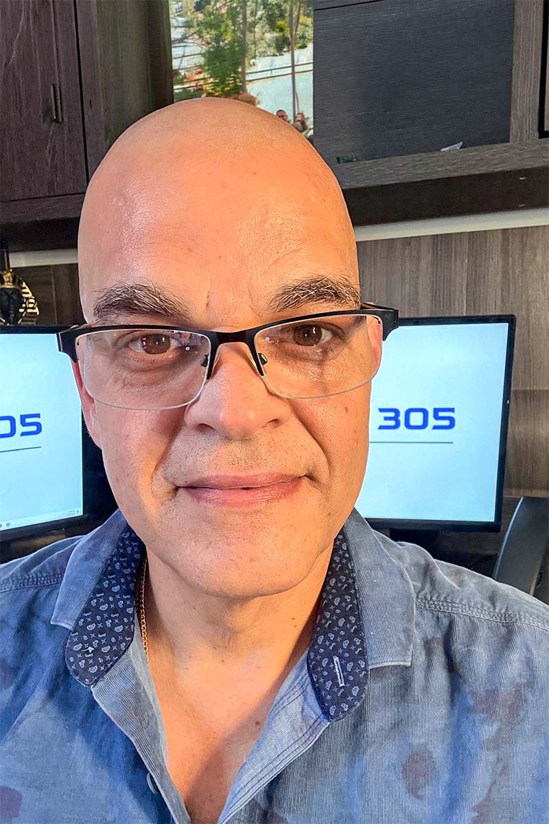 Igor Iturriaga founder of Quick Health Daily sharing practical health advice